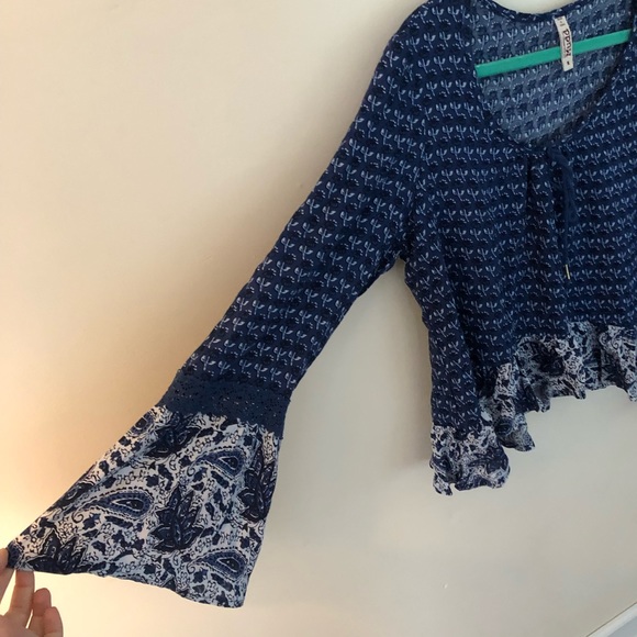 Blue Floral Bell Long Sleeve Peplum Top with Tie Front and Lace Detail | Mudd - Picture 2 of 4